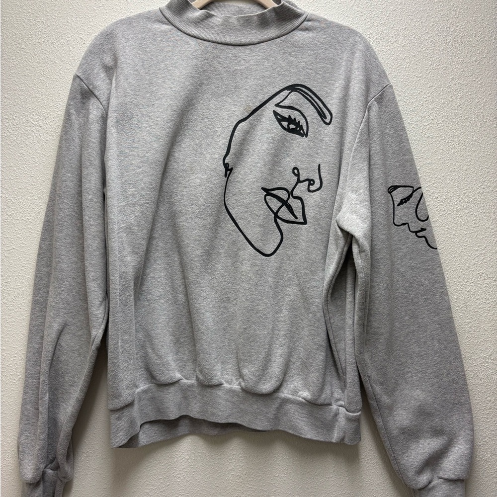 Artsy mock neck sweatshirt